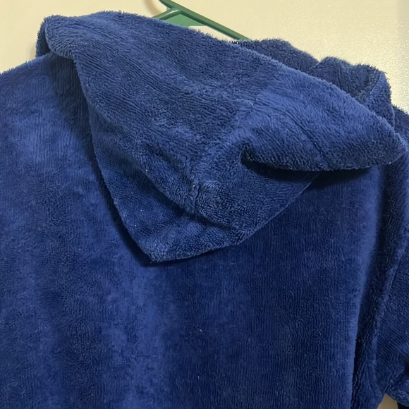 Kiwi made especially for you robe. - Picture 8 of 8